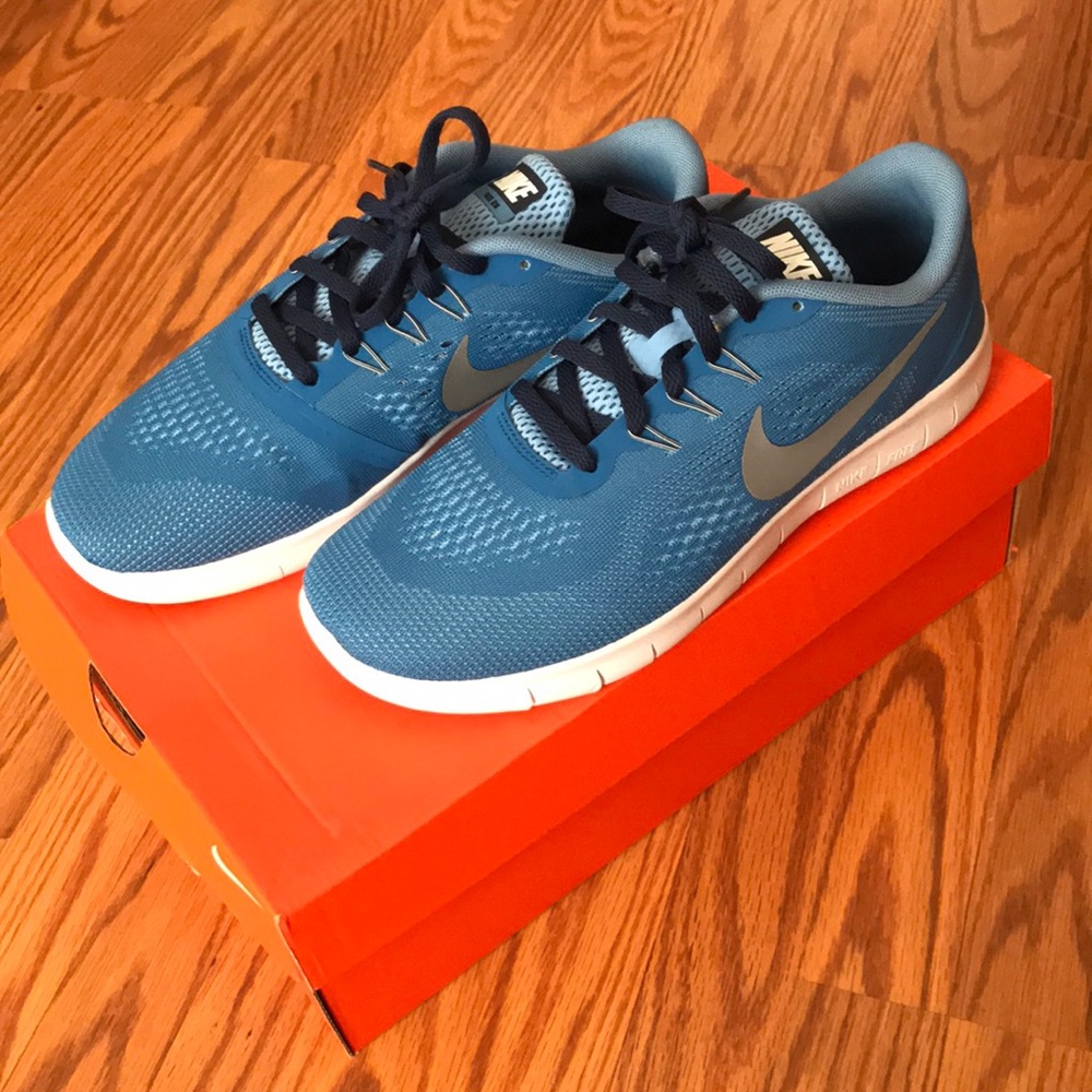 Nike Free RN Big Kids' Running Shoe
